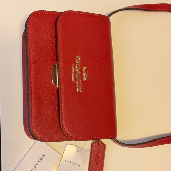 Authentic Coach Red Shoulder/Crossbody Bag - Picture 10 of 16
